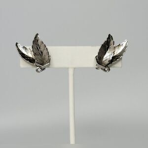 ▪︎ Vtg Alice Earrings